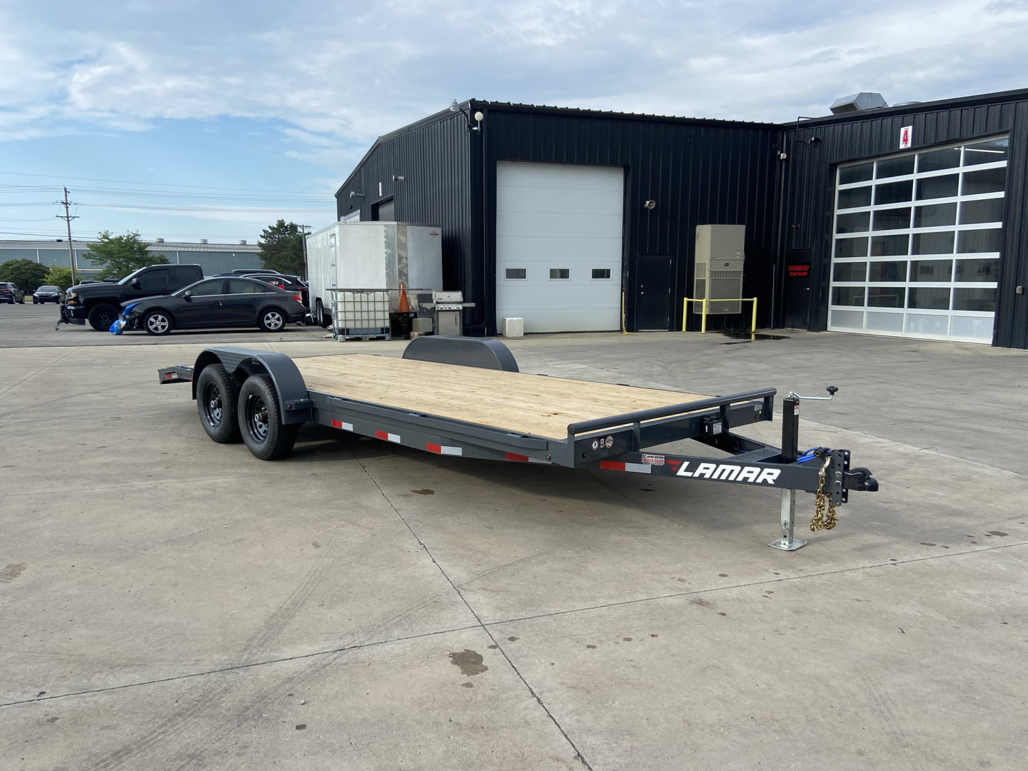New Lamar 20' Car Hauler