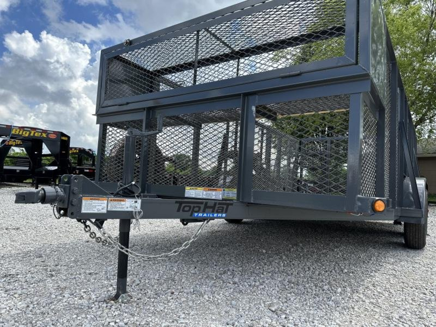 New Top Hat Trailers TH-LS16X83( 4FT SIDES/2BRK) Landscape Trailer