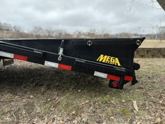 New Big Tex Trailers 25GN-35+5 Flatbed Trailer