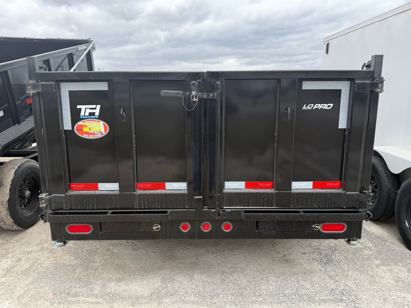 New 2025 Top Hat Trailers DPX140-14x83 Dump Trailer w/ 3' Sidewalls & 14 Ply Upg.