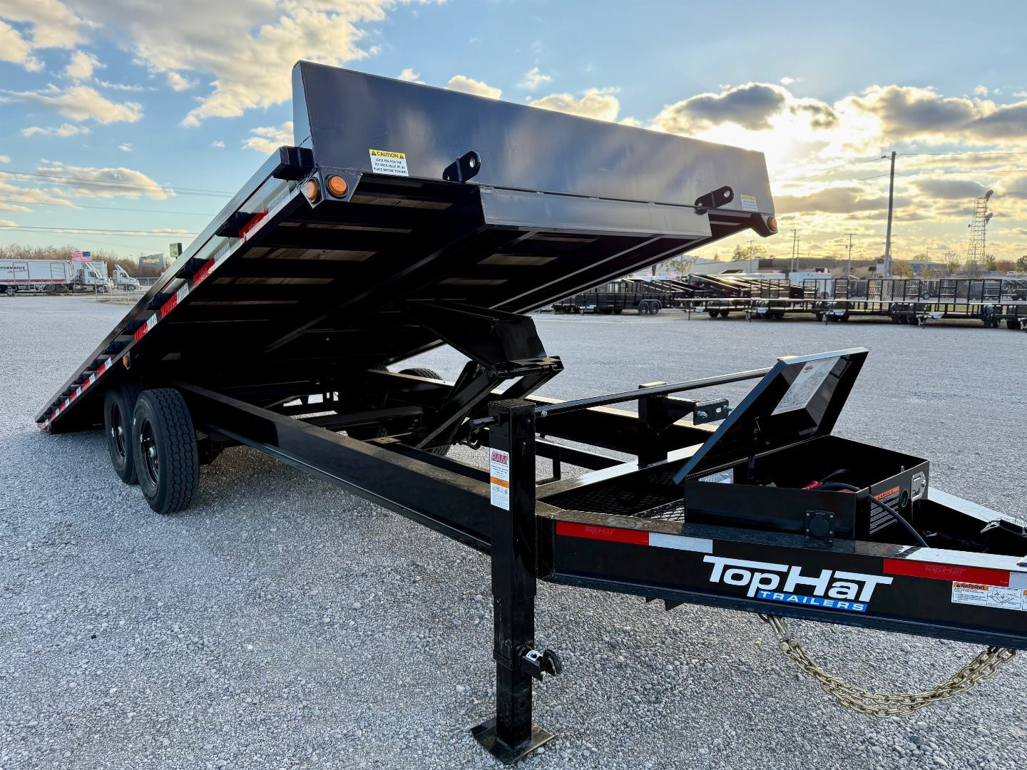 New 2026 Top Hat Trailers TD14-22x102 Deckover Power Tilt Trailer