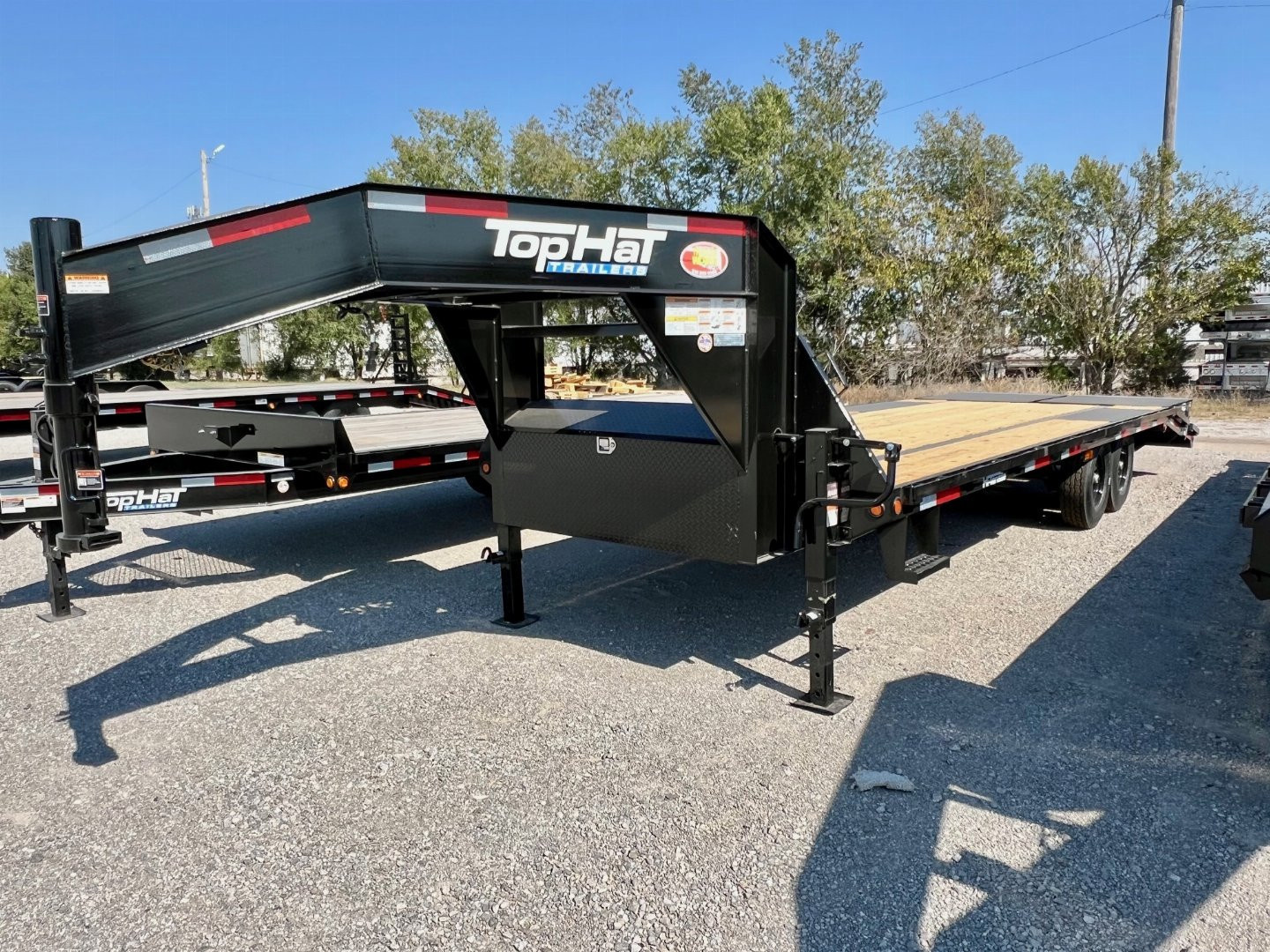 New 2026 Top Hat Trailers GN159-25x102 Flatbed Trailer w/ Jumbo Ramps & 14 Ply Tire Upg. (20' + 5')