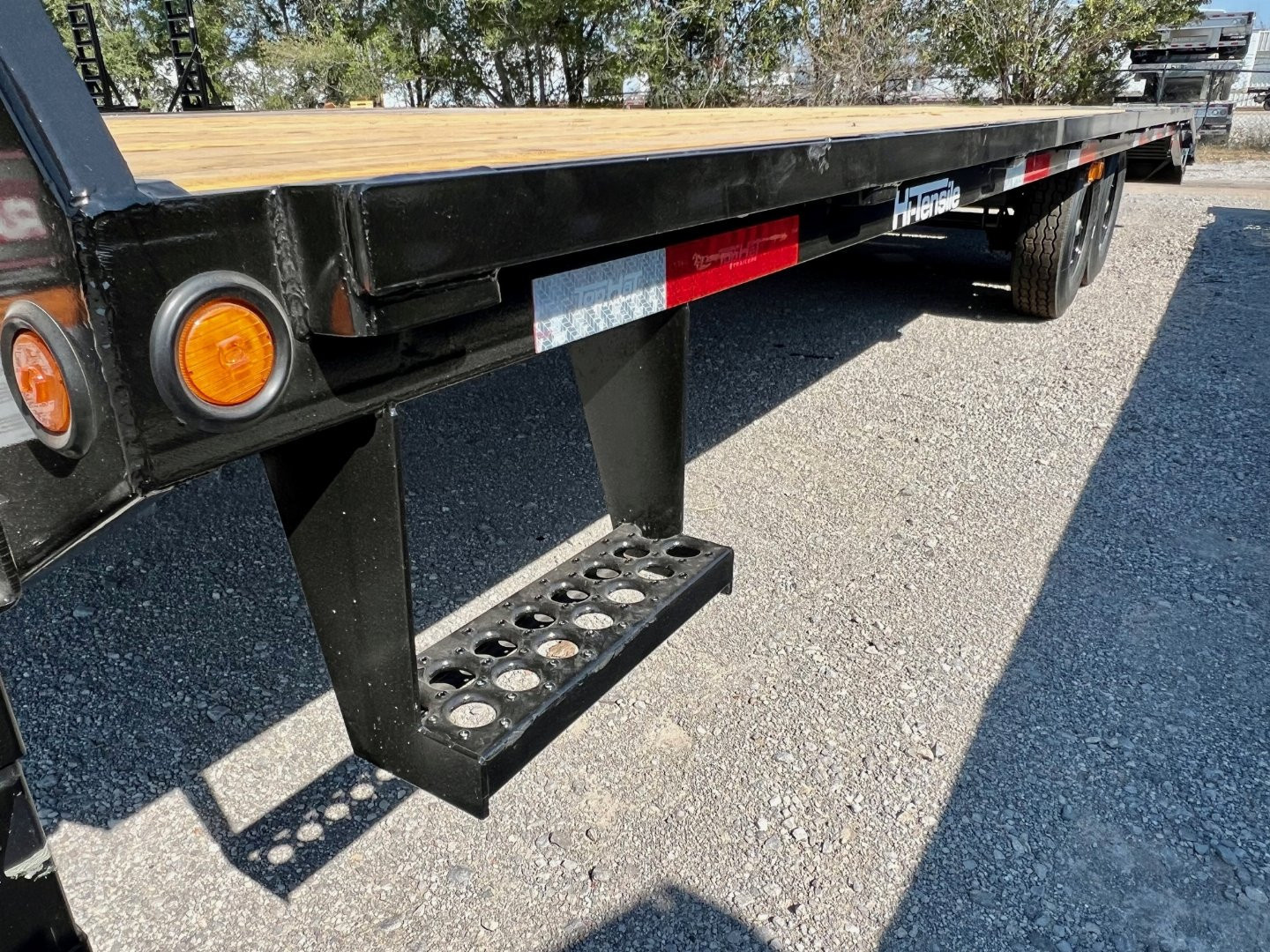 New 2026 Top Hat Trailers GN159-25x102 Flatbed Trailer w/ Jumbo Ramps & 14 Ply Tire Upg. (20' + 5')