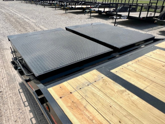 New 2024 Top Hat Trailers GN240-Super Singles Flatbed Trailer