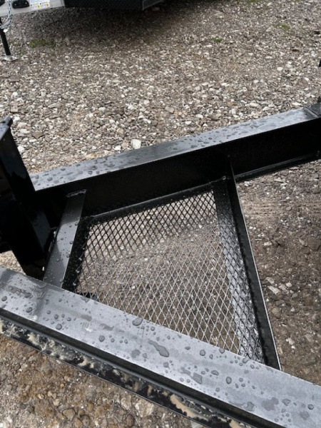 New 2026 MAXXD DOX 102"X24' DECKOVER BUMPER/PINTLE 8K AXLES PULL 17.5K GVWR Equipment Trailer