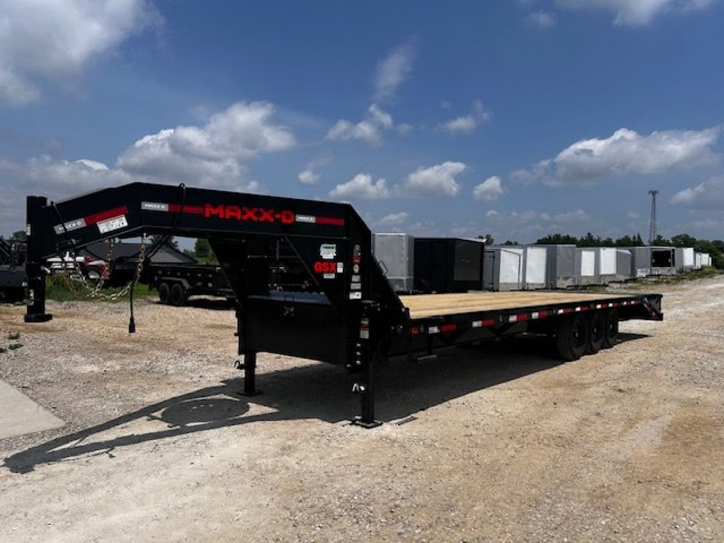 New 2026 MAXX-D GSX 102"X30' 21K GVWR DECKOVER TRIPLE AXLE GOOSENECK 14 PLY TIRES Equipment Trailer
