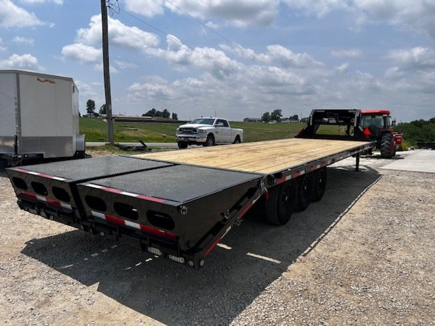 New 2026 MAXX-D GSX 102"X30' 21K GVWR DECKOVER TRIPLE AXLE GOOSENECK 14 PLY TIRES Equipment Trailer
