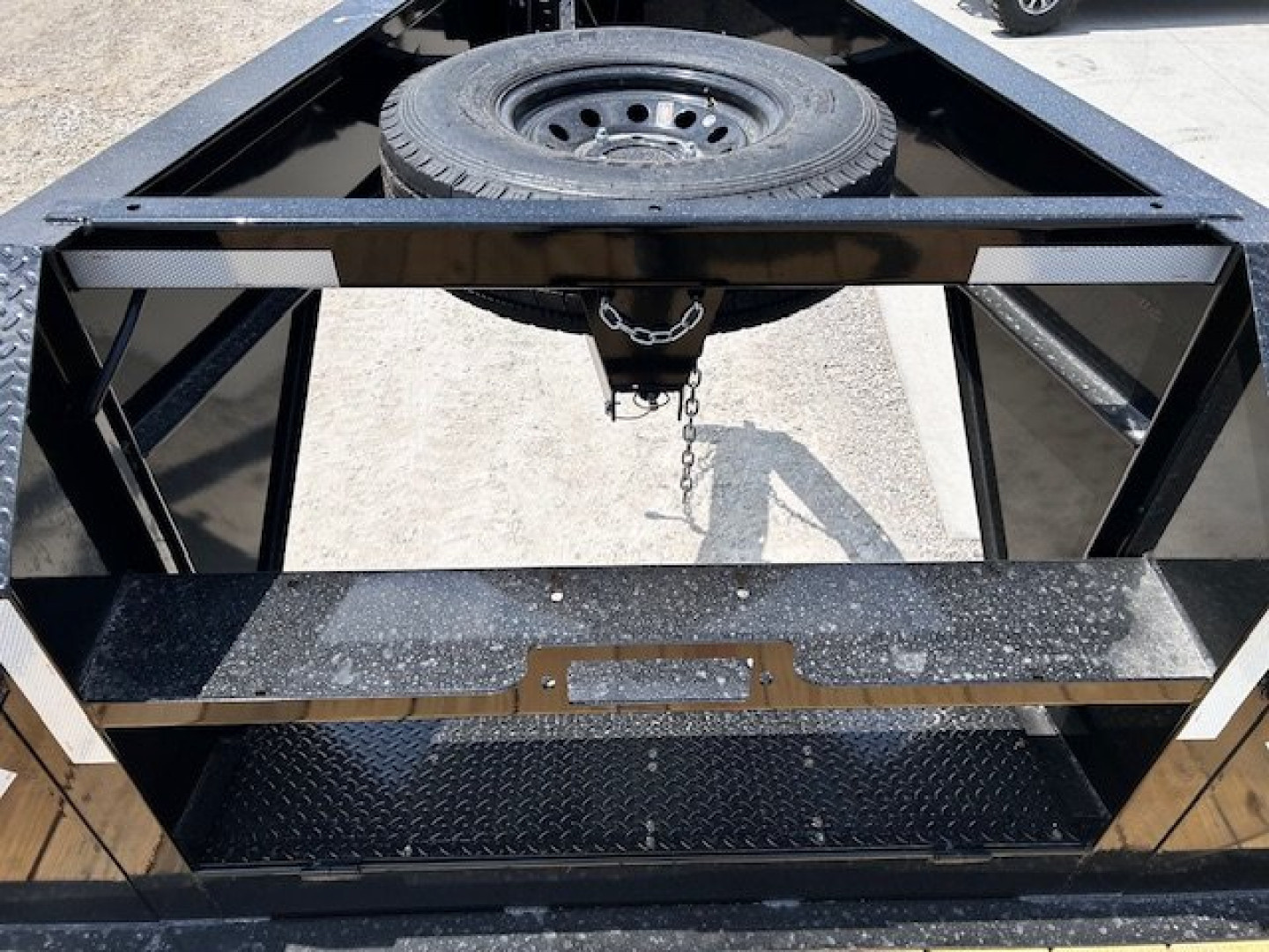 New 2026 MAXX-D GSX 102"X30' 21K GVWR DECKOVER TRIPLE AXLE GOOSENECK 14 PLY TIRES Equipment Trailer