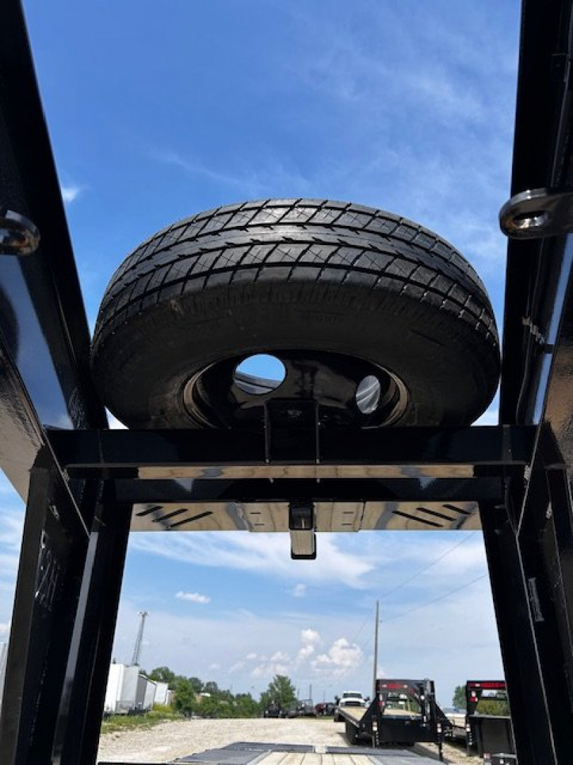 New 2025 H&H Trailers 102"X25' DECKOVER GN LOW PROFILE 22,500 GVWR SUPER DELUXE RAMPS/SPARE Equipment Trailer