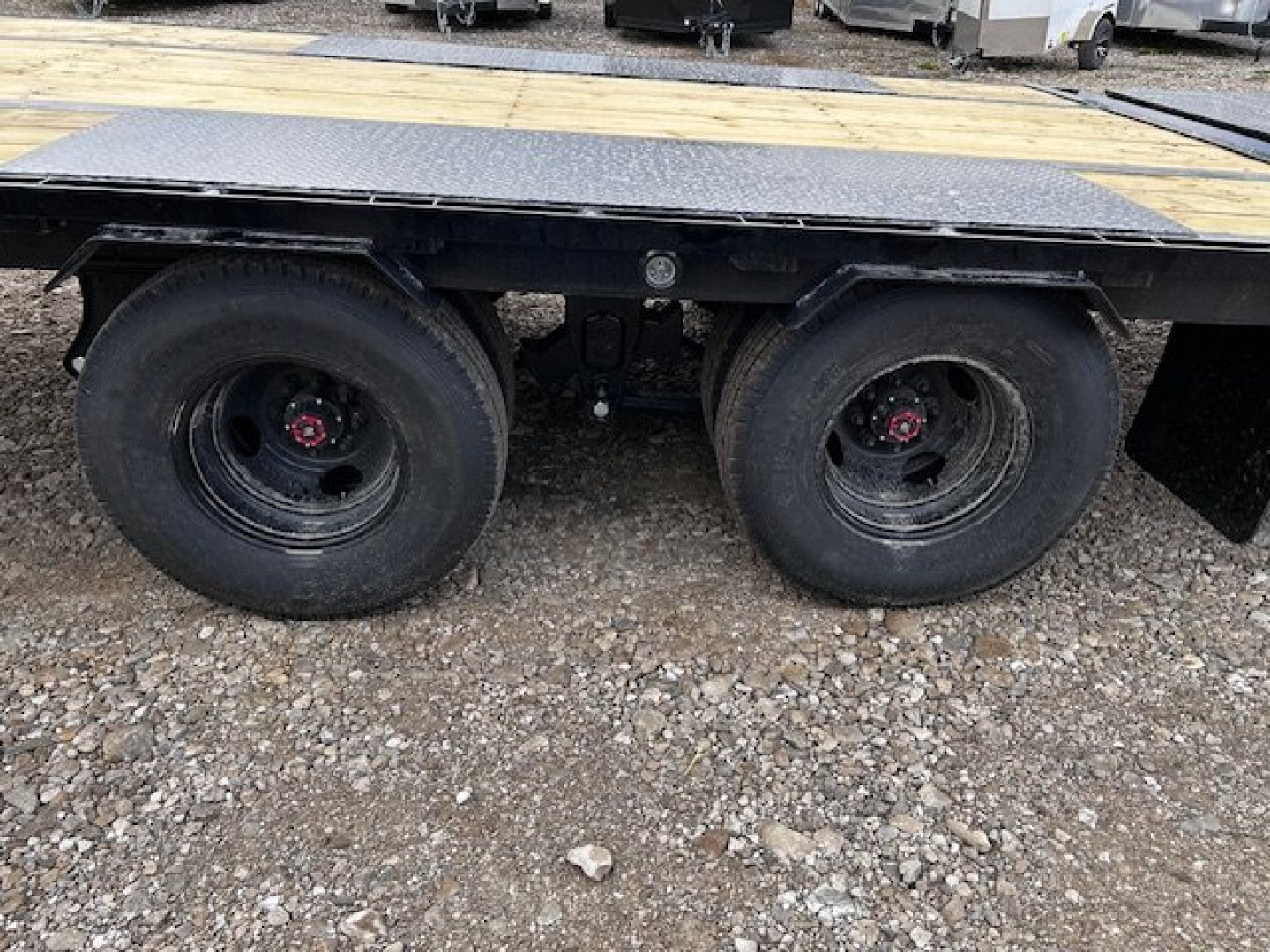 New 2026 MAXX-D LDX 102X32 LOW PRO DECKOVER GN ENGINEERED BEAM AND NECK24K GVWR Equipment Trailer