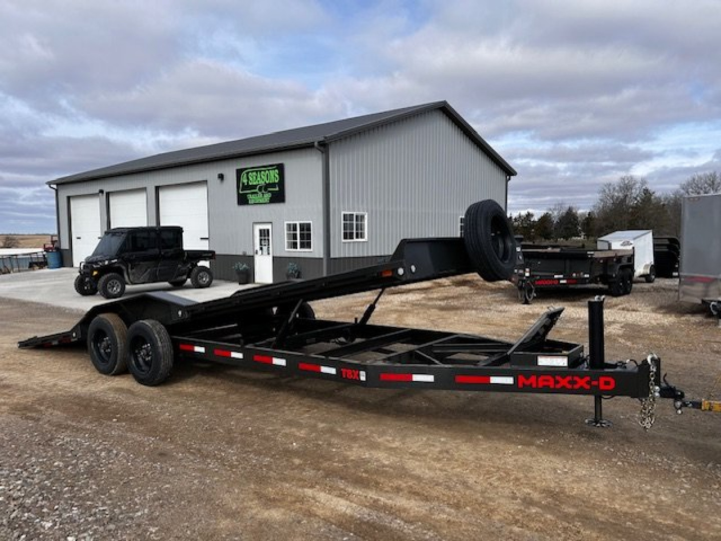 New 2025 MAXXD T8X 102X24 17.5k power tilt equipment/car trailer