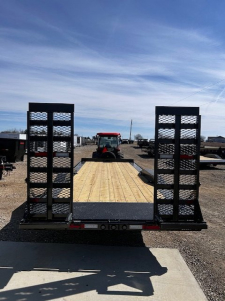 New 2025 MAXXD H8X 102X24 17.5K GVWR Equipment Trailer