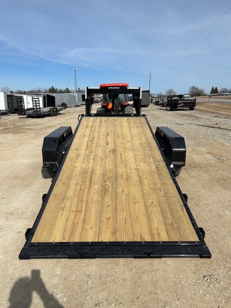 New 2025 H&H Trailers 82X22' HD GN GRAVITY TILT 16K GVWR Equipment Trailer