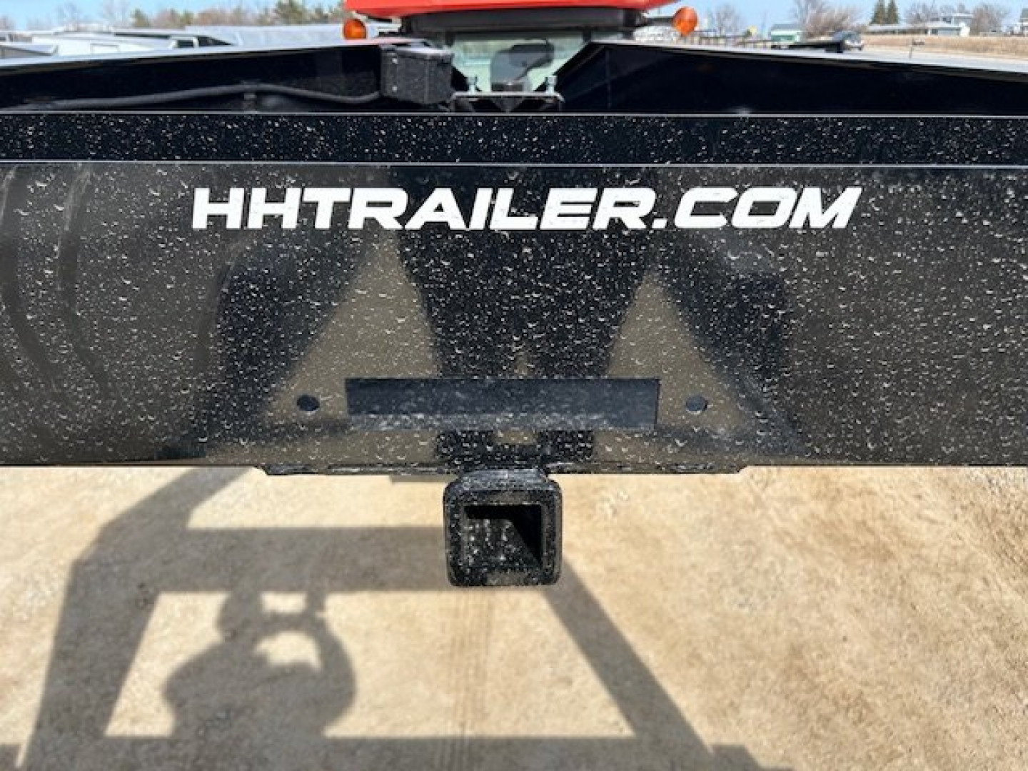 New 2025 H&H Trailers 82X22' HD GN GRAVITY TILT 16K GVWR Equipment Trailer