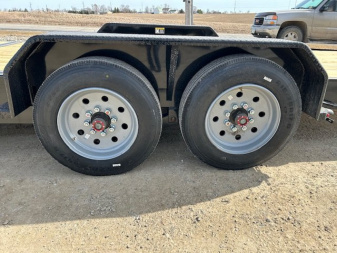 New 2025 H&H Trailers 82X22' HD GN GRAVITY TILT 16K GVWR Equipment Trailer