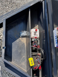 New 2025 Iron Bull DWB 83"x16' 14.9k gvwr Dump Trailer