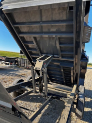 New 2024 Iron Bull DWB 83"x14' 14.9k gvwr Dump Trailer