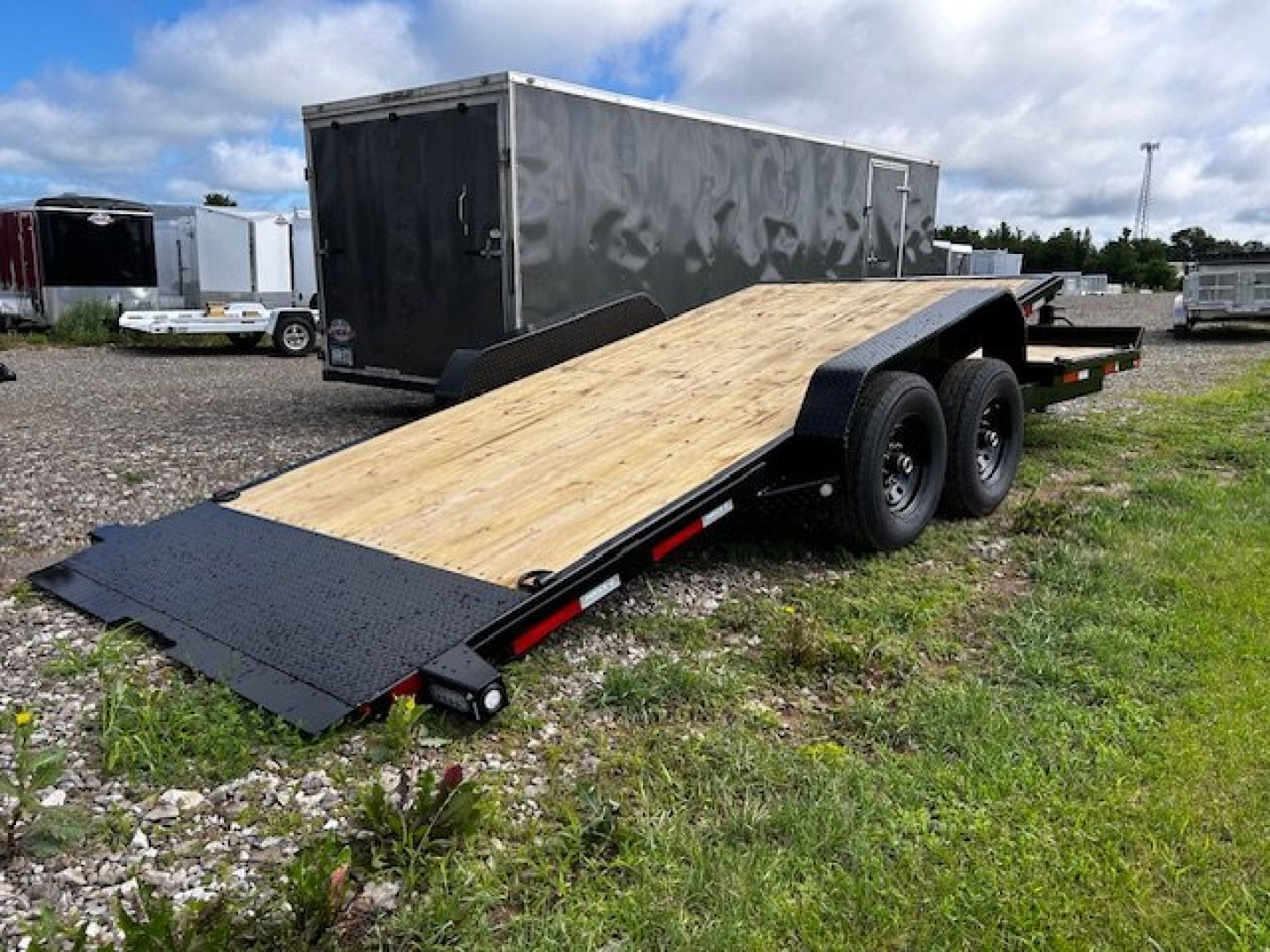 New 2025 MAXXD G6X83X22 Gravity Tilt Equipment Trailer