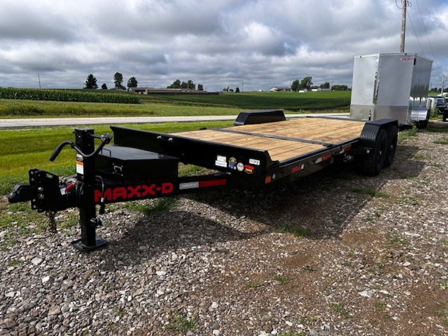 New 2025 MAXXD G6X83X22 Gravity Tilt Equipment Trailer