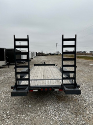 Used 2022 Iron Bull EWB 83"x20' 14k gvwr stand up ramps Equipment Trailer