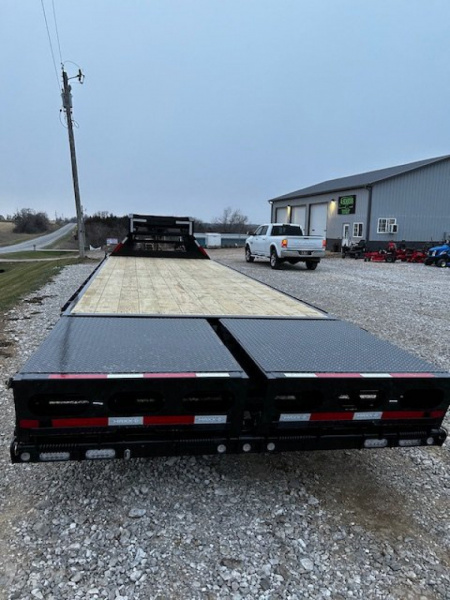 New YEAR END CLEARANCE SALE$$ 2024 MAXXD GSX 102"X28' 5' DOVETAIL 17.5K GVWR GN DECKOVER HD Equipment Trailer