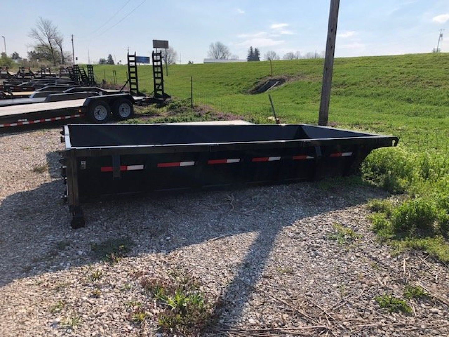 New 2023 MAXXD ROX DUMPSTER BIN TRAILER W 2'/4' SIDED BINS AND FLATBED GN 15,400 GVWR