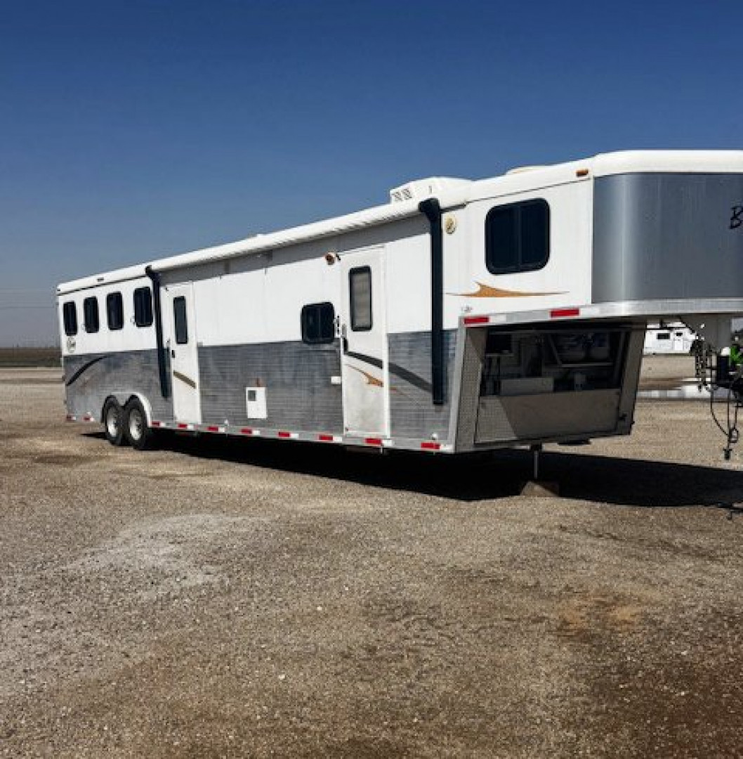 Used 2009 Bison Aluminum Sport 4 Horse Living Quarters Horse Trailer