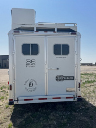Used 2019 Platinum 5 Horse Reverse Load Platinum Living Quarters Horse Trailer