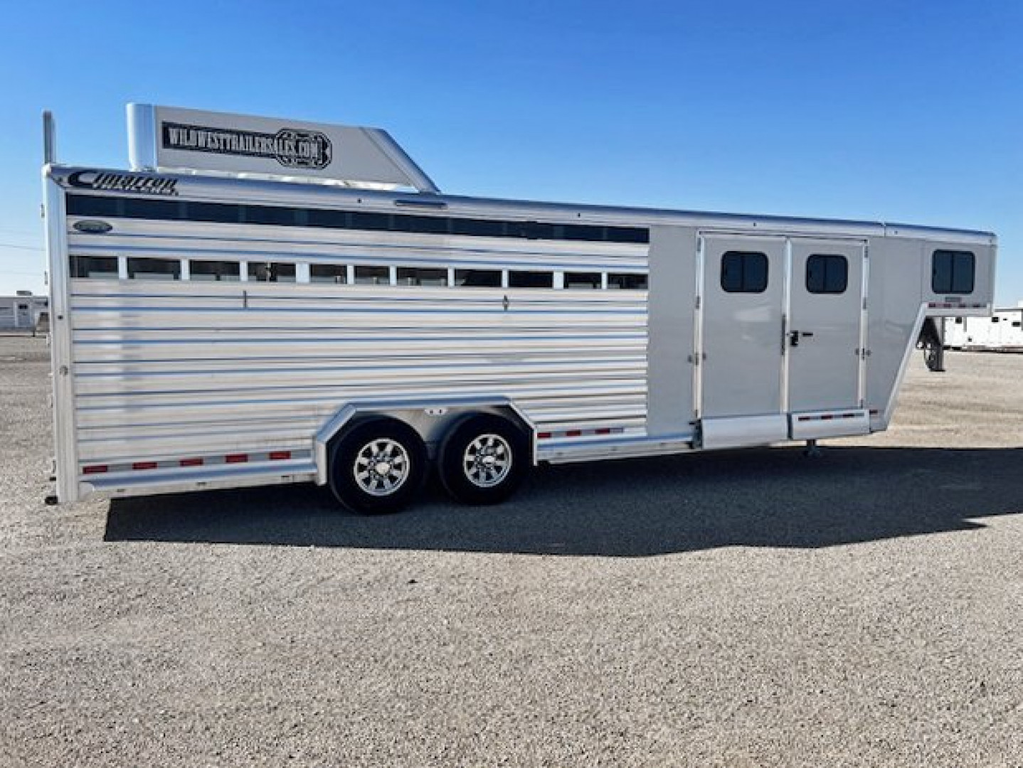 Used 2023 Cimarron 26' Stock Combo