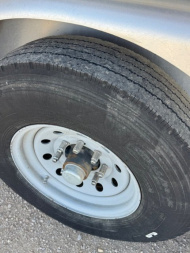 Used 2002 4 Horse C&C Living Quarters Horse Trailer