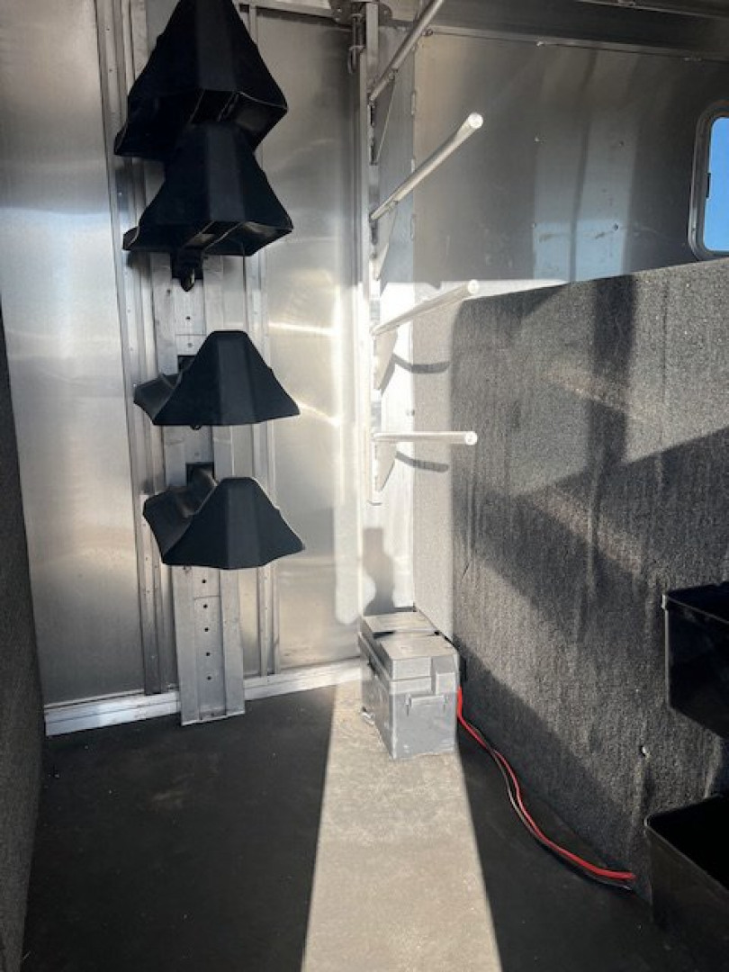 Used 2018 Featherlite 28' Stock Combo Trailer