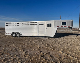 Used 2018 Featherlite 28' Stock Combo Trailer