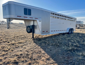 Used 2018 Featherlite 28' Stock Combo Trailer