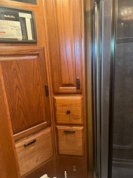 Used 2007 Bloomer 3 Horse Living Quarters Horse Trailer