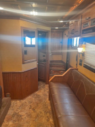 Used 2007 Bloomer 3 Horse Living Quarters Horse Trailer