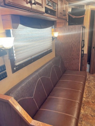 Used 2007 Bloomer 3 Horse Living Quarters Horse Trailer