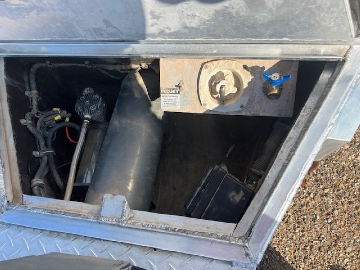 Used 2017 Zanetti One Horse Inline Trailer