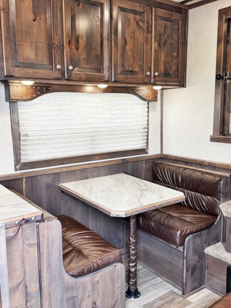 Used 2023 4-Star P/C Load 4 Horse Living Quarters Horse Trailer