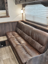 Used 2023 4-Star P/C Load 4 Horse Living Quarters Horse Trailer