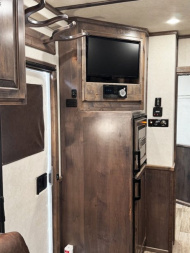 Used 2023 4-Star P/C Load 4 Horse Living Quarters Horse Trailer