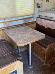 Used 2006 Platinum 4 Horse Living Quarters Horse Trailer