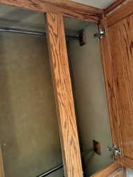 Used 2006 Platinum 4 Horse Living Quarters Horse Trailer