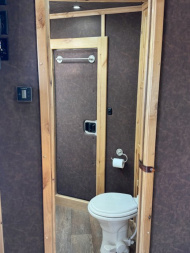 Used 2019 Logan Coach 4 Horse P/C Load Living Quarter Horse Trailer
