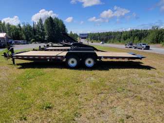 New 2025 Kaufman Trailers 17K Tilt Trailer