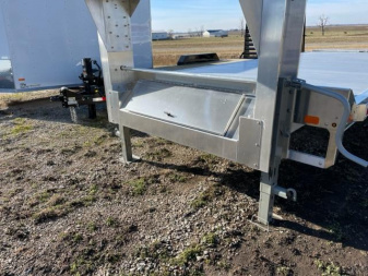 New 2025 EBY Deckover Equipment Trailer