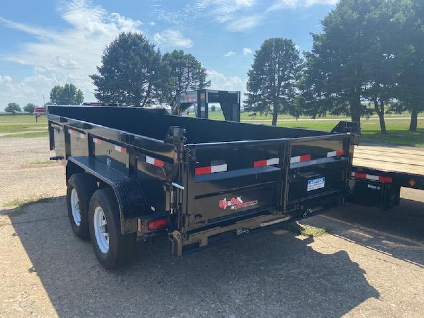 New 2024 Trailerman Trailers Inc. Dump Trailer