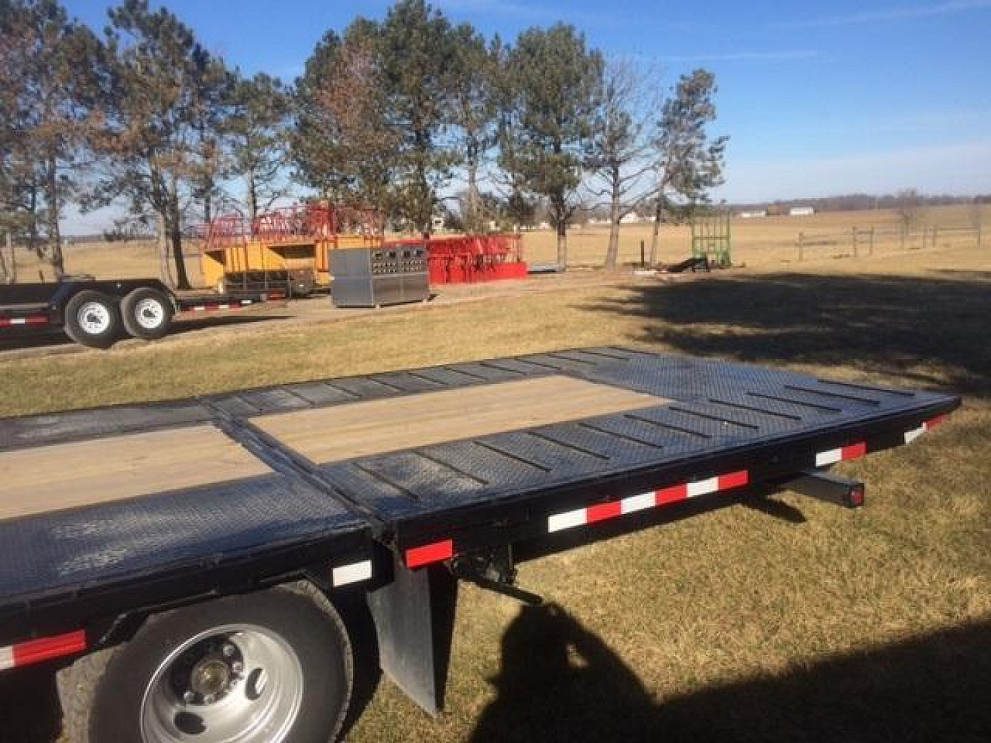 New 2025 Trailerman Hydraulic Dove Equipment Trailer