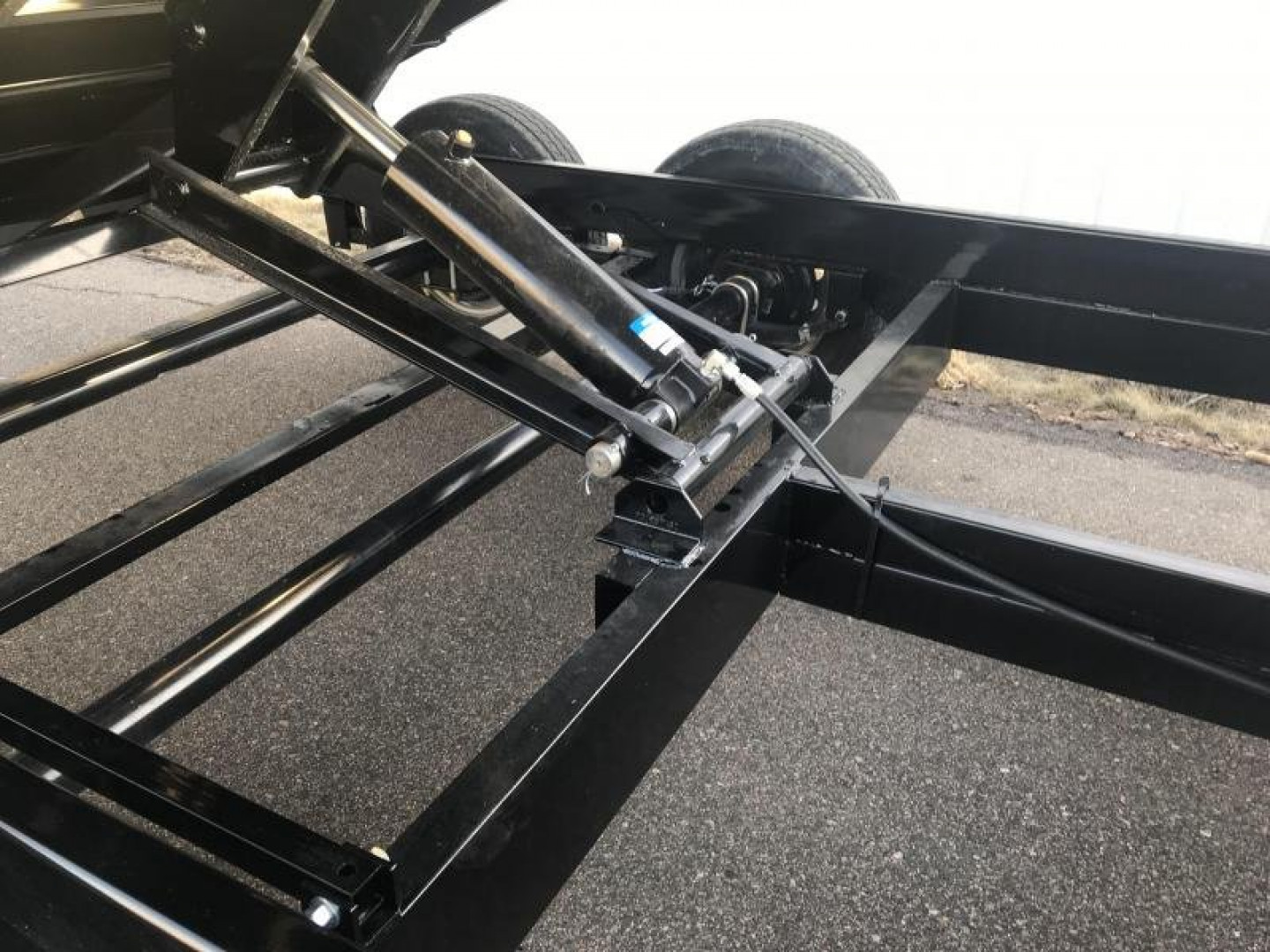 New 2024 SURE-TRAC SD Low Profile Dump - Scissor Dump Trailer