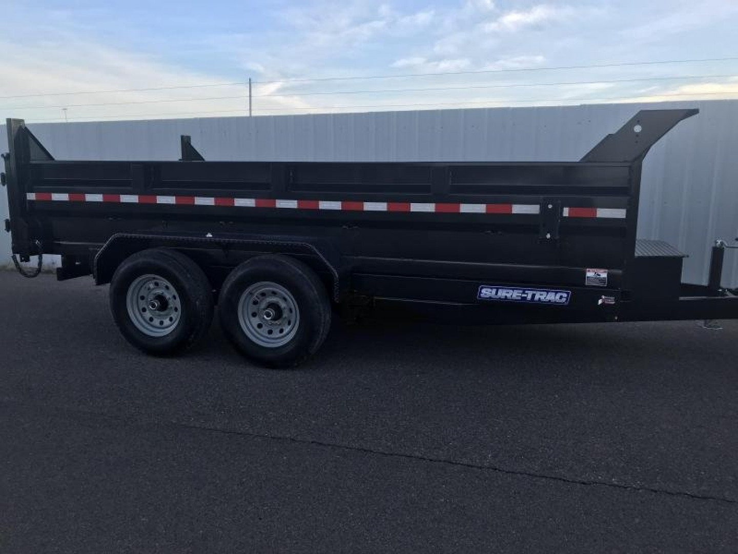 New 2024 SURE-TRAC SD Low Profile Dump - Scissor Dump Trailer