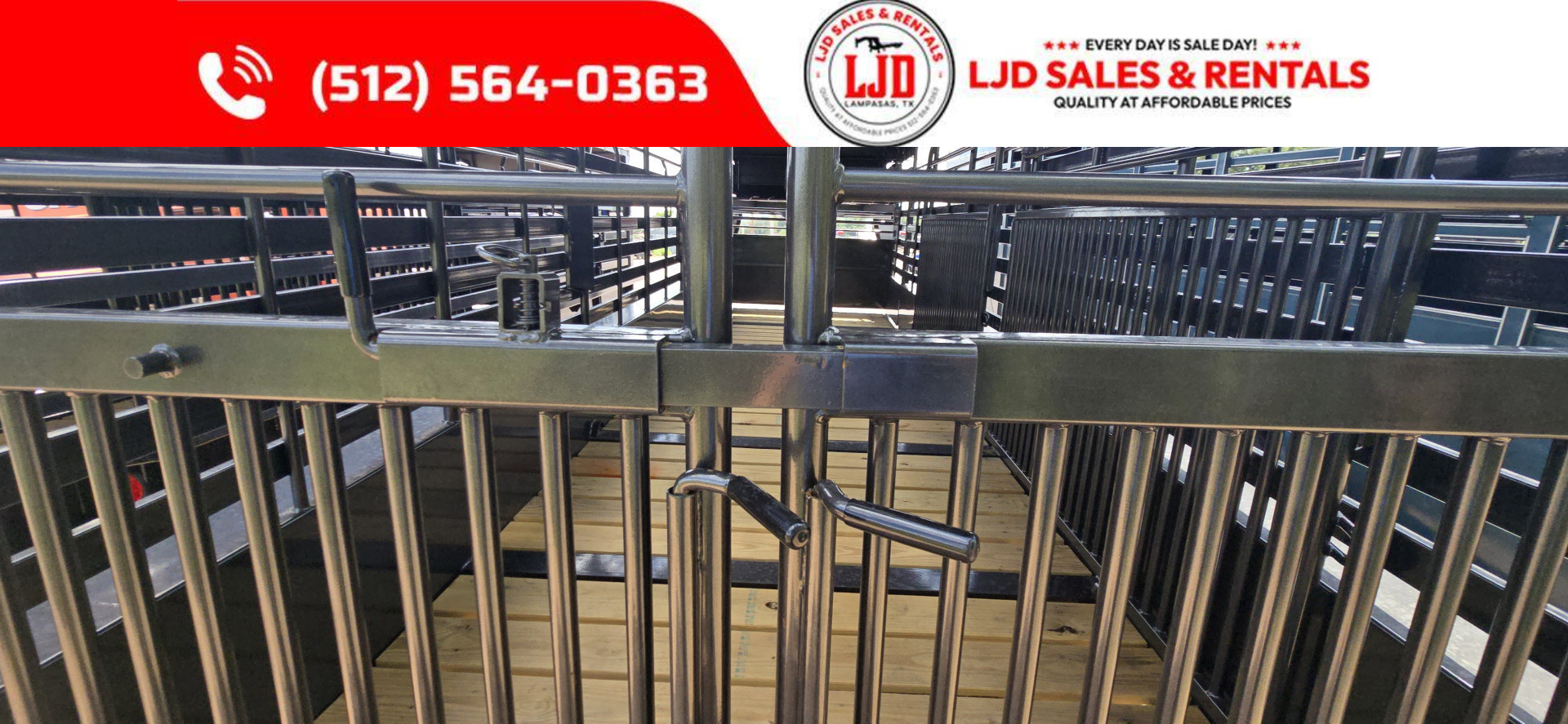 New 2025 Delco - Gooseneck Livestock Trailer 6'8 X 24'